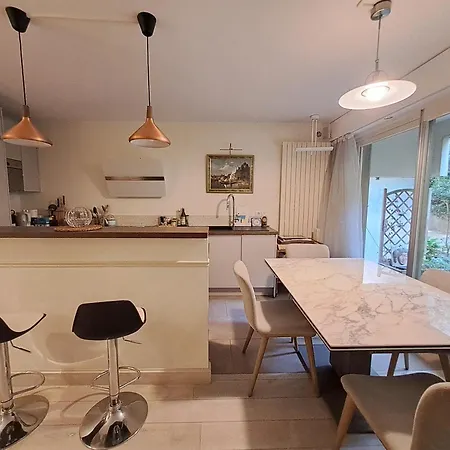 Appartamento Salle - Ci - Avec Jardin - 6eme Parigi